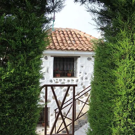 Casa Rural La Fuente Del Bardo Landhaus