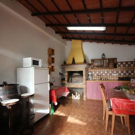 Casa Rural La Fuente Del Bardo Venkovský dům